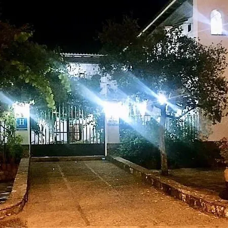 Cortijo Grullas Hotel Benalup - Casas Viejas