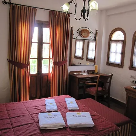 Cortijo Grullas 2*